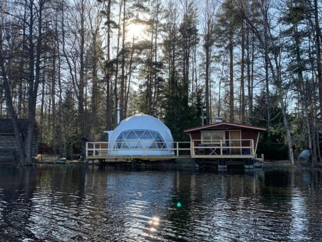 Глэмпинг Чудесное место у озера,где есть камин и сауна — фото 2