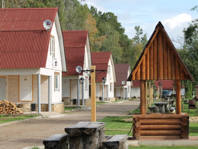 Домик у реки  фото 2
